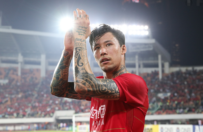 关于转折点上海久事再遭质疑，西甲冲刺阶段攻防权衡，气氛紧张，高层口径保持一致的信息-开云入口